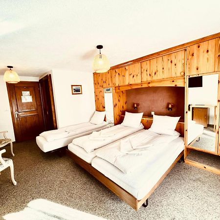 Hotel Old Jnn Klosters Zewnętrze zdjęcie