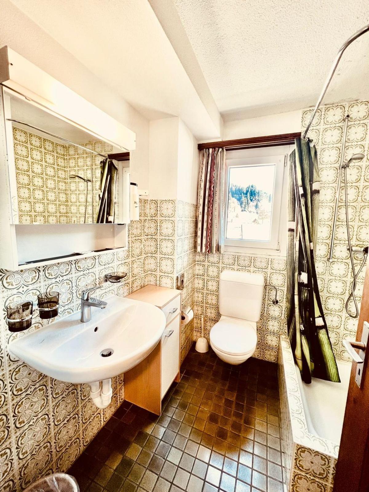 Hotel Old Jnn Klosters Zewnętrze zdjęcie