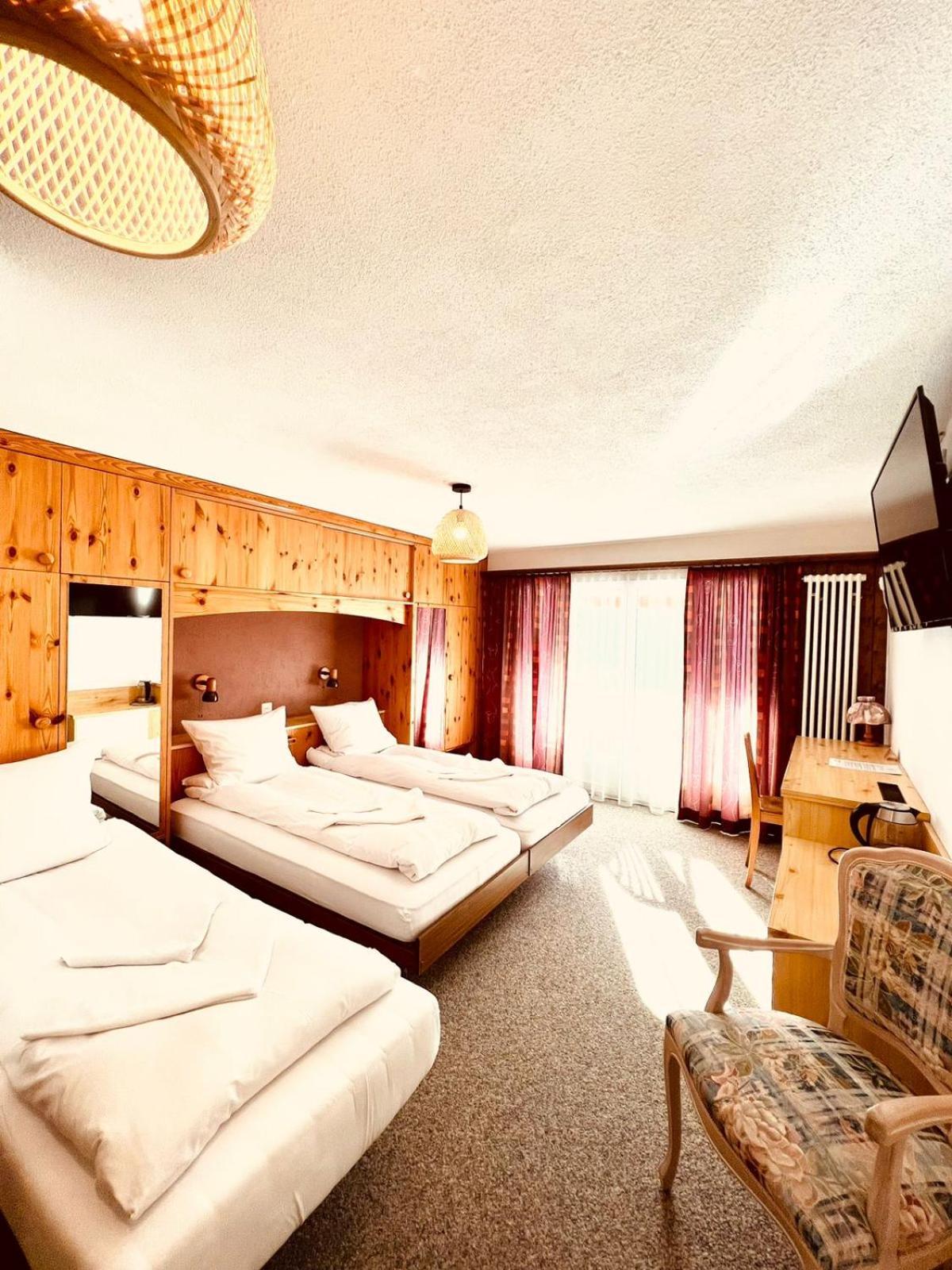 Hotel Old Jnn Klosters Zewnętrze zdjęcie