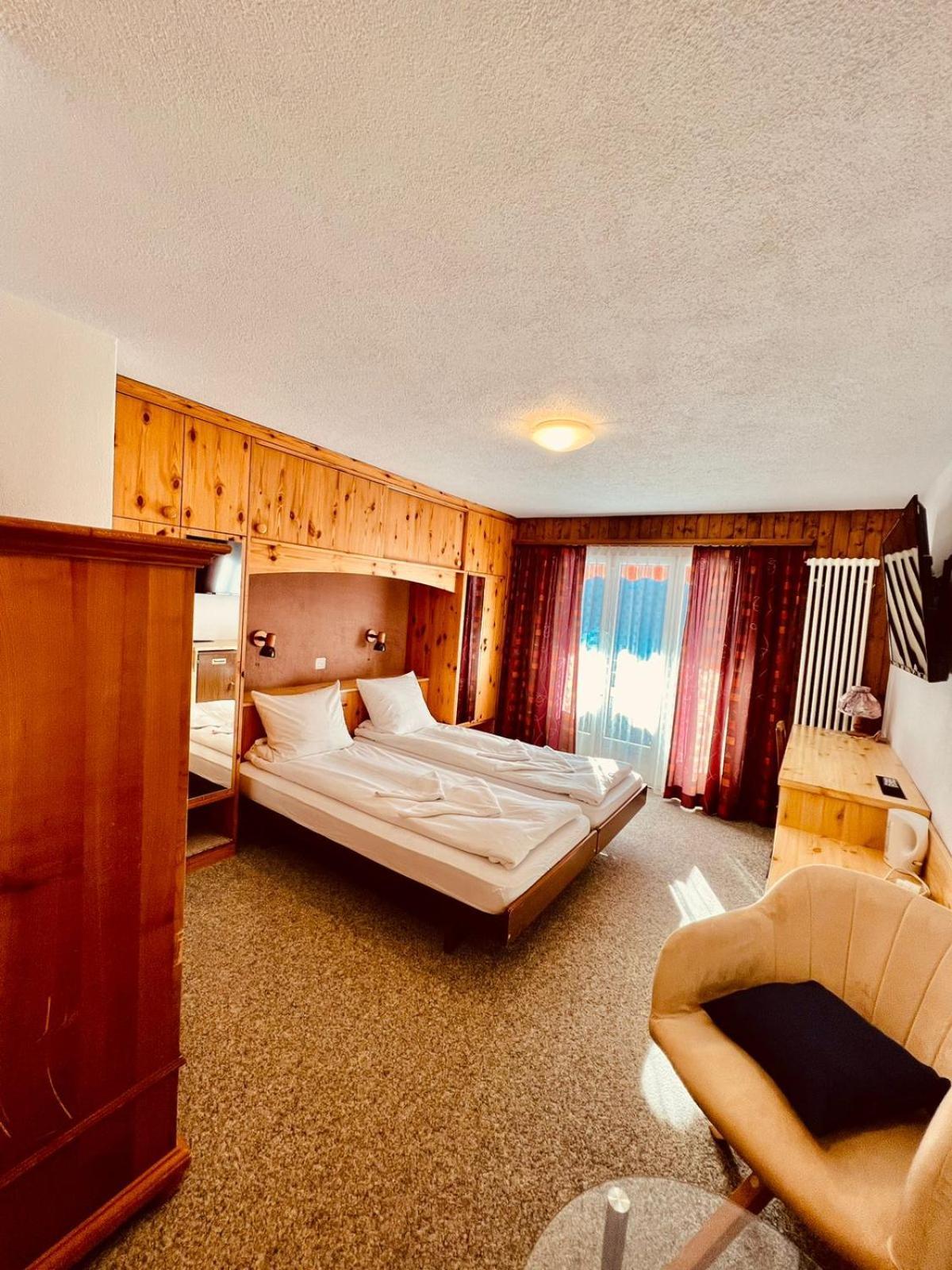 Hotel Old Jnn Klosters Zewnętrze zdjęcie
